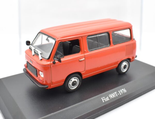 modellino auto scala 1:43 furgone FIAT 900 T diecast collezione da edicola - immagine 2