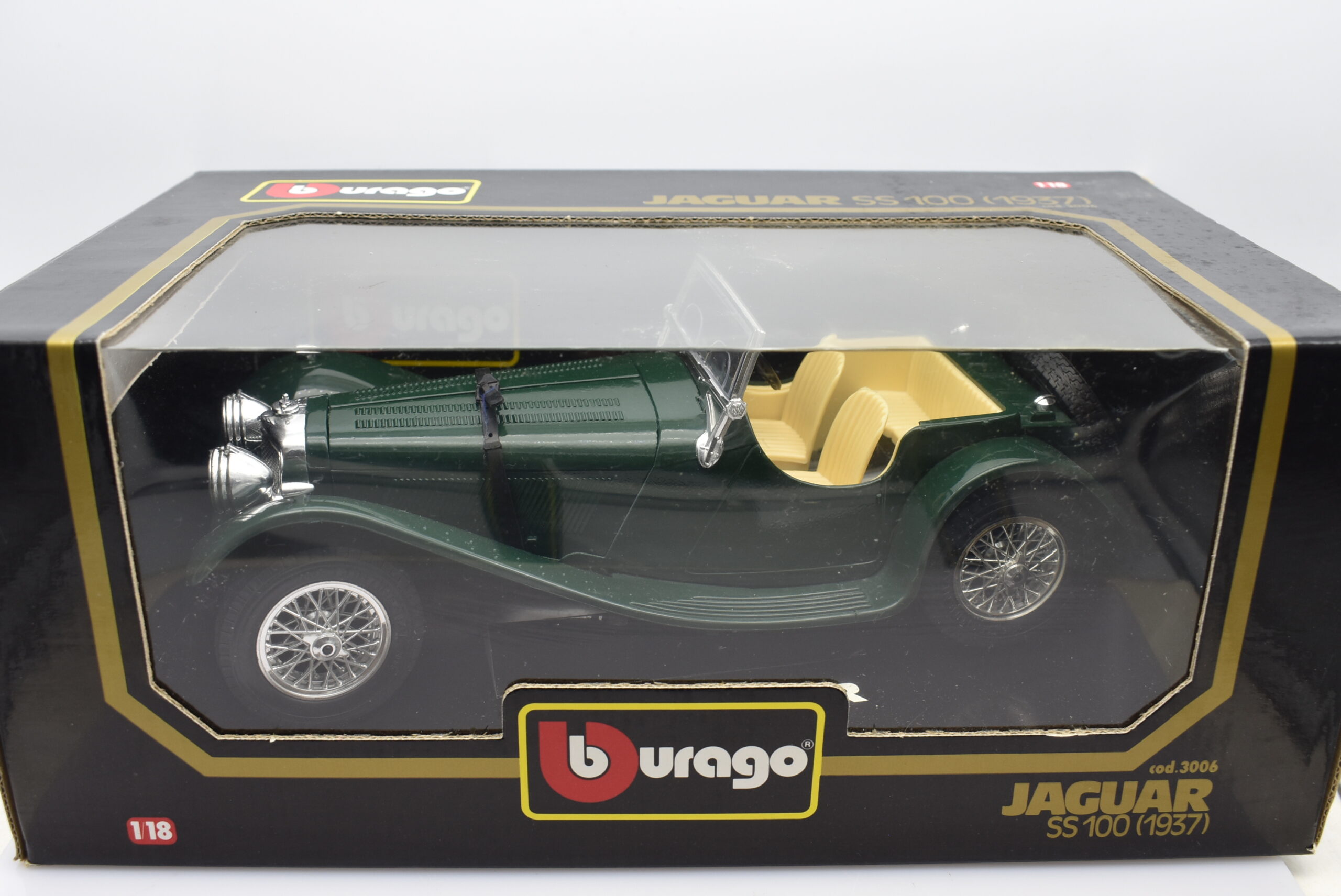 Modellino auto scala 1:18 Jaguar SS 100 Burago diecast modellismo collezione - immagine 2