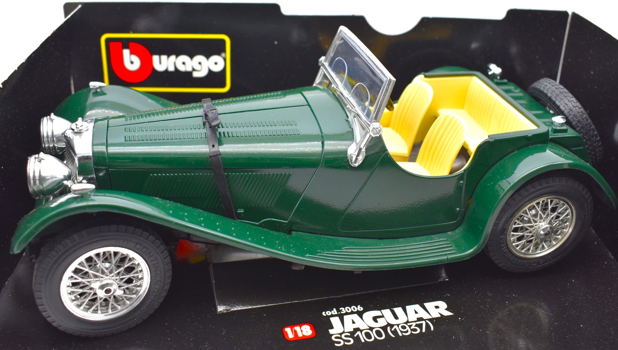 Modellino auto scala 1:18 Jaguar SS 100 Burago diecast modellismo collezione