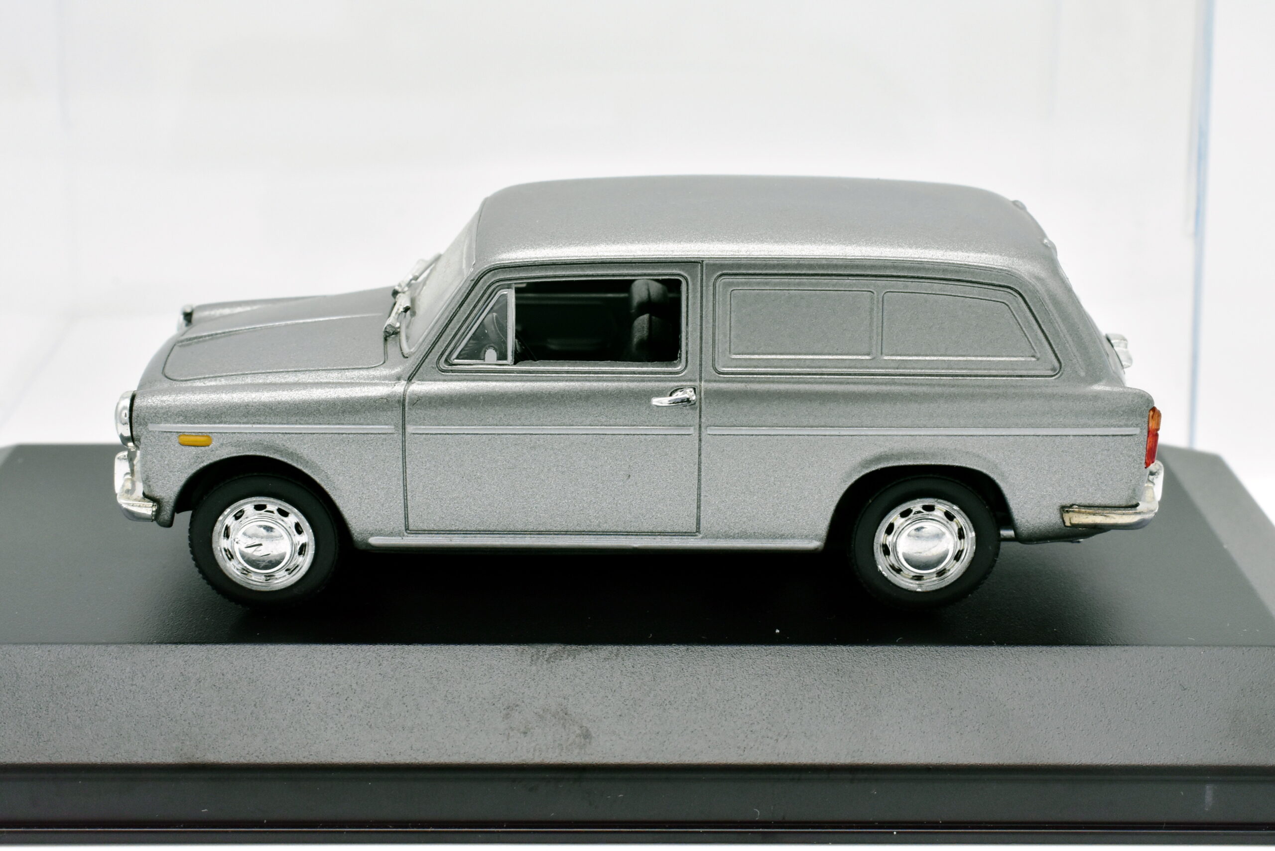 Modellini auto da collezione scala 1:43 LANCIA APPIA GIARDINETTA diecast modellismo statico - immagine 3