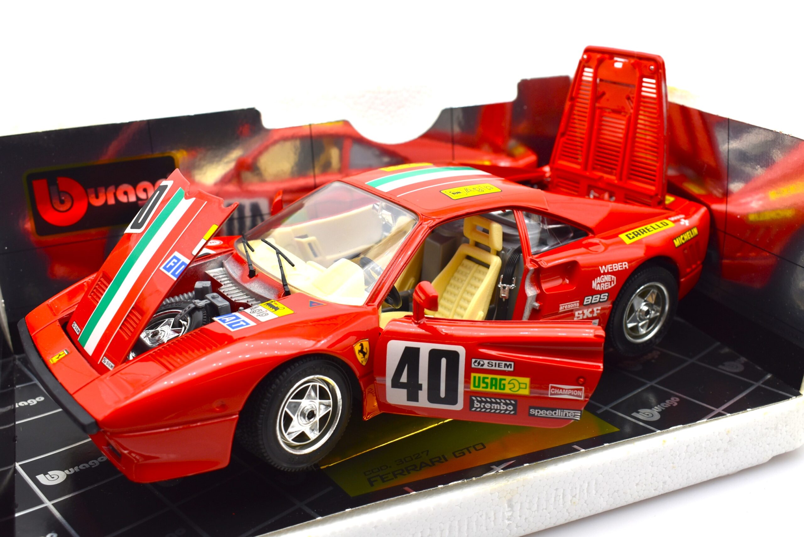Burago Gold Collection Ferrari GTO 1984 1/18 Burago - Modèle