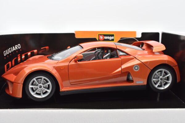 Modellino auto PRIMA GIUGIARO scala 1:18 Burago diecast modellismo da collezione - immagine 3