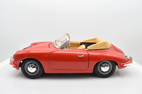 Modellino auto scala 1:18 PORSCHE 356 B modellismo da collezione - immagine 2