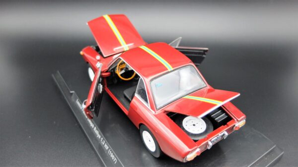 Modellino auto scala 1:24 LANCIA FULVIA COUPE RALLY 1.3 HF modellismo statico da collezione diecast - immagine 7