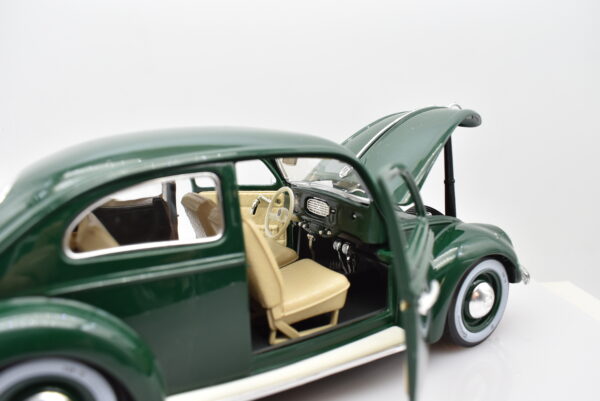 Modellino auto VOLKSWAGEN KAFER BEETLE scala 1:18 Burago diecast modellismo da collezione - immagine 8