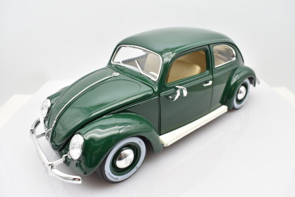 Modellino auto VOLKSWAGEN KAFER BEETLE scala 1:18 Burago diecast modellismo da collezione - immagine 10