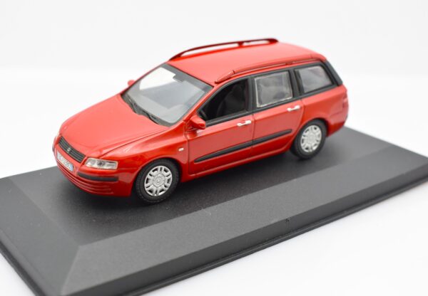 Modellini auto da collezione scala 1:43 FIAT STILO diecast modellismo statico