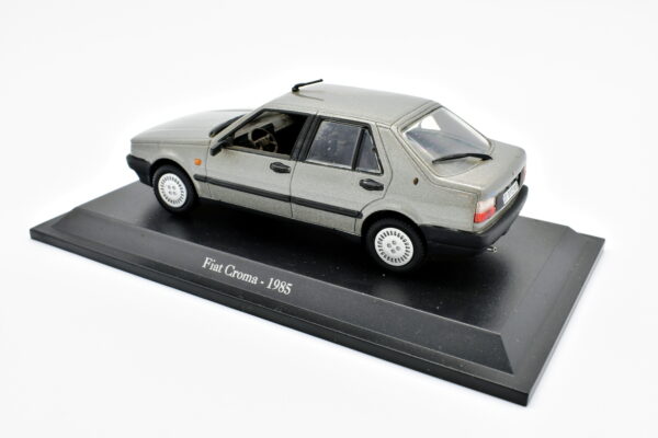 Modellino auto FIAT CROMA scala 1:43 modellismo statico collezione norev diecast - immagine 5