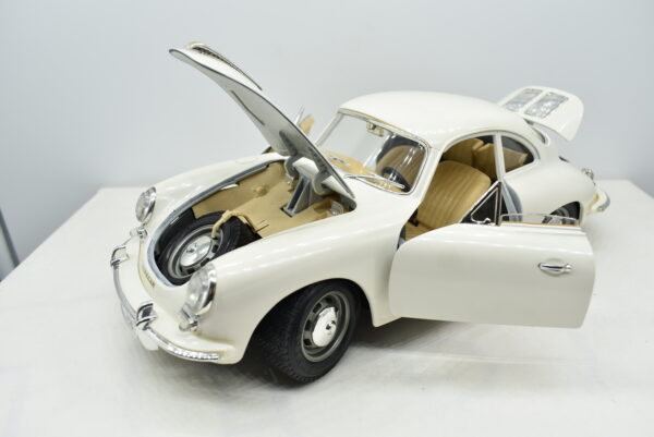 Modellino auto scala 1:18 PORSCHE 356 B Burago modellismo da collezione - immagine 2