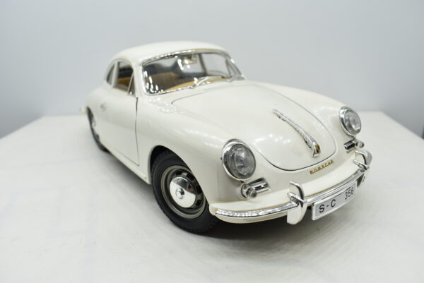 Modellino auto scala 1:18 PORSCHE 356 B Burago modellismo da collezione - immagine 8