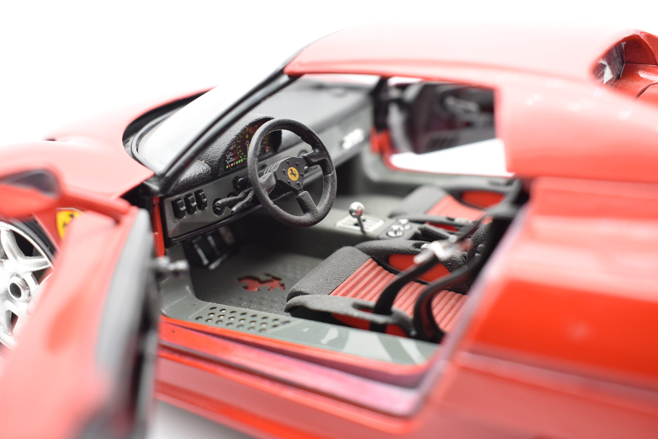 Modellino auto scala 1:18 FERRARI F50 Burago modellismo da collezione - immagine 6