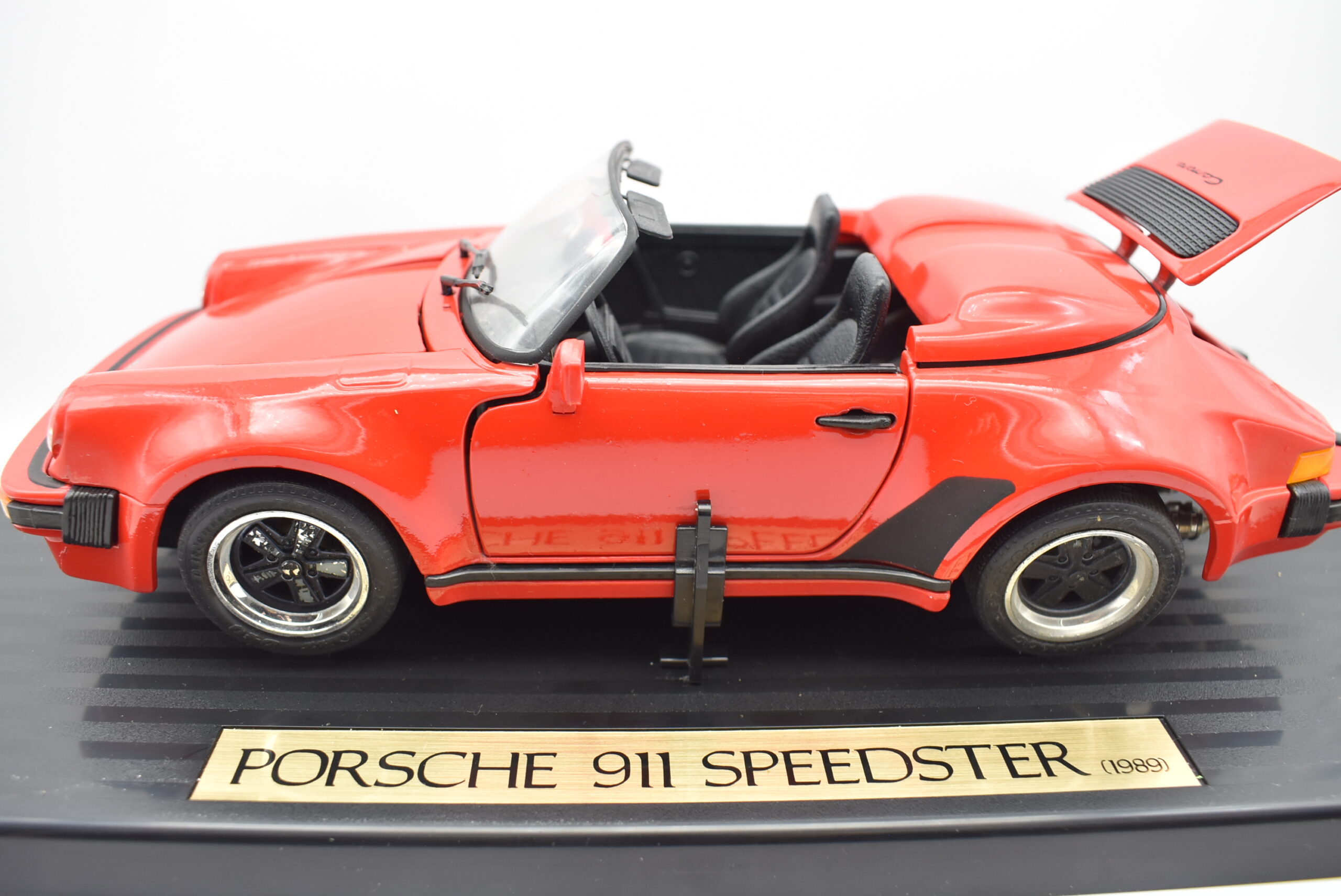 Modellino auto scala 1:18 Porsche 911 Speedster Fassi diecast modellismo collezione - immagine 3