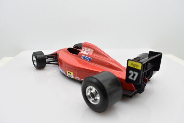 Modellini auto FERRARI 641/2 scala 1:24 Formula 1 diecast da collezione Burago - immagine 4