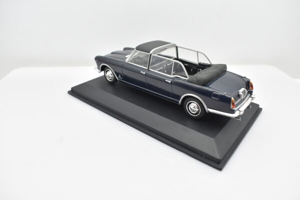 Modellino auto Lancia Flaminia PRESIDENZIALE scala 1:43 modellismo statico da collezione - immagine 3