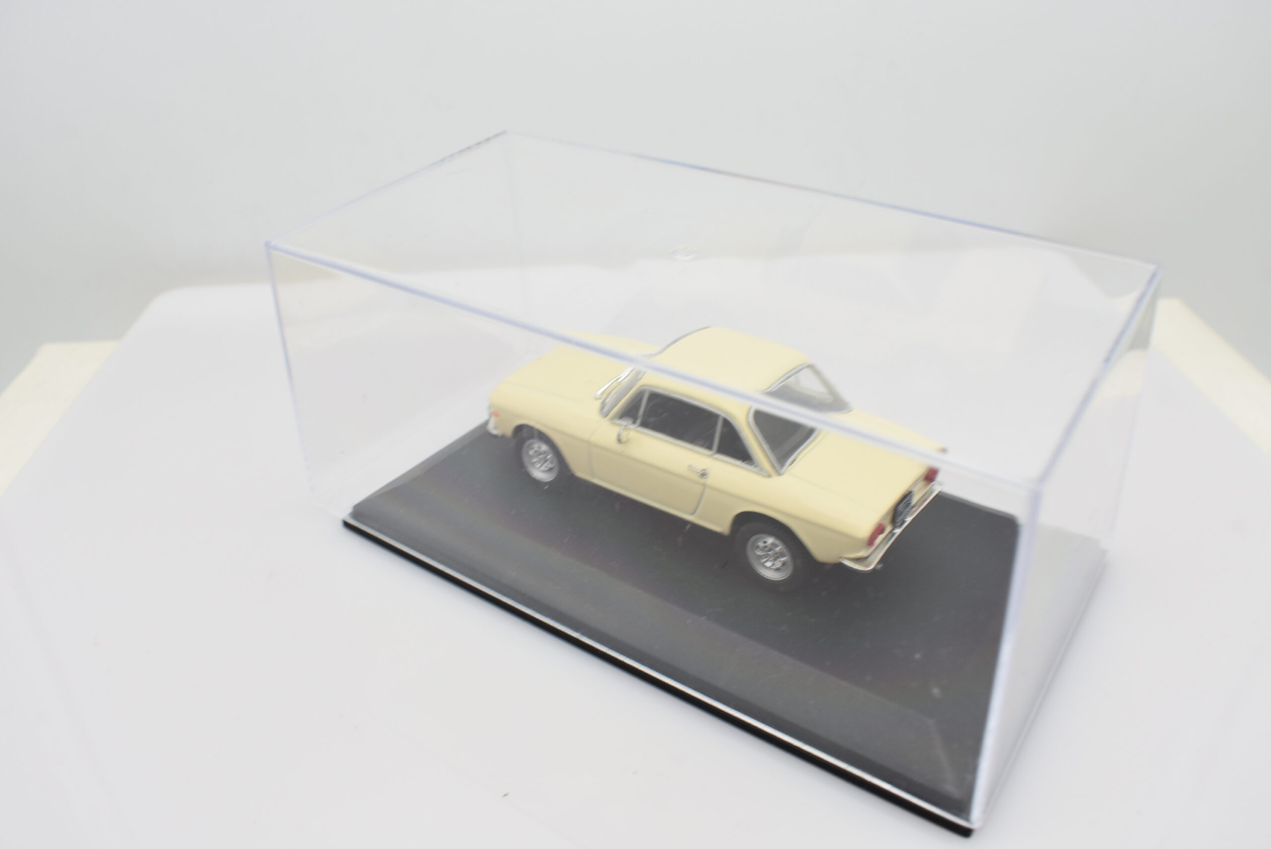Modellino auto scala 1:43 Lancia Fulvia diecast modellismo collezione Norev - immagine 5