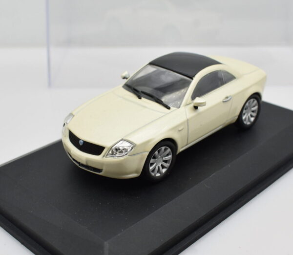 Modellino auto scala 1:43 Lancia Fulvia diecast modellismo collezione Norev