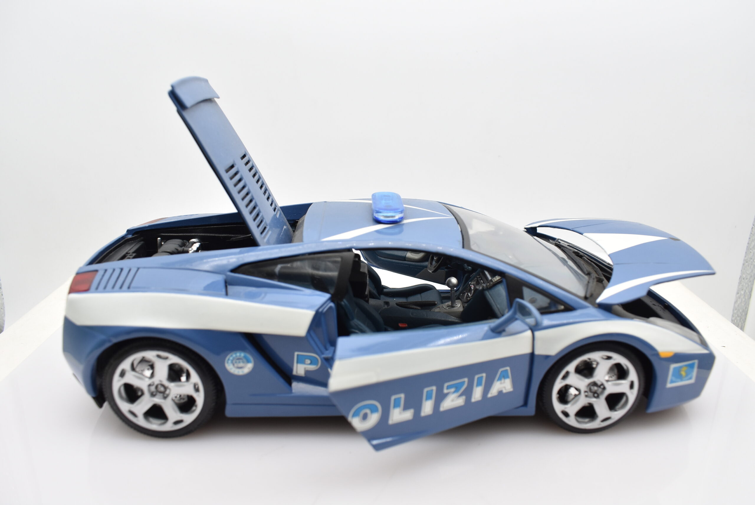 Modellino auto polizia scala 1:18 Lamborghini Gallardo modellismo da collezione - immagine 2