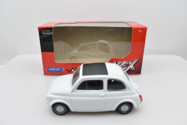 Modellino auto Nuova Fiat 500 burago modellismo statico da collezione - immagine 3