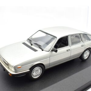 Modellino auto scala 1:43 Lancia Gamma diecast modellismo collezione Norev