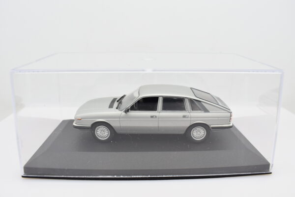 Modellino auto scala 1:43 Lancia Gamma diecast modellismo collezione Norev - immagine 5