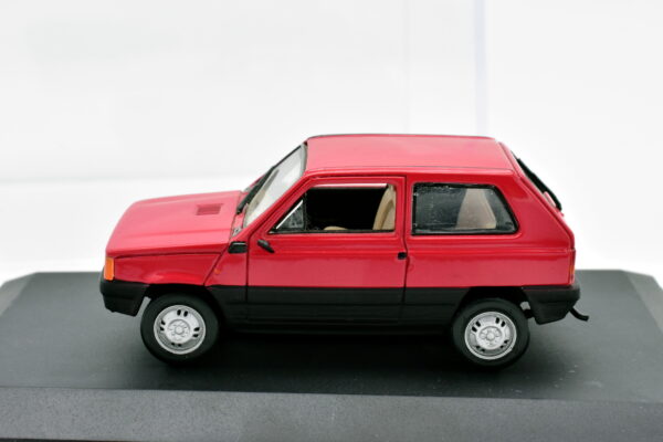 Modellino auto scala 1:43 Fiat Panda Norev diecast modellismo statico - immagine 2