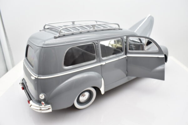 Modellino auto scala 1:18 Peugeot 203 Solido diecast modellismo da collezione - immagine 5