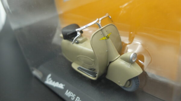 Modellini vespa MP5 Paperino scala 1:18 modellismo da collezione - immagine 4