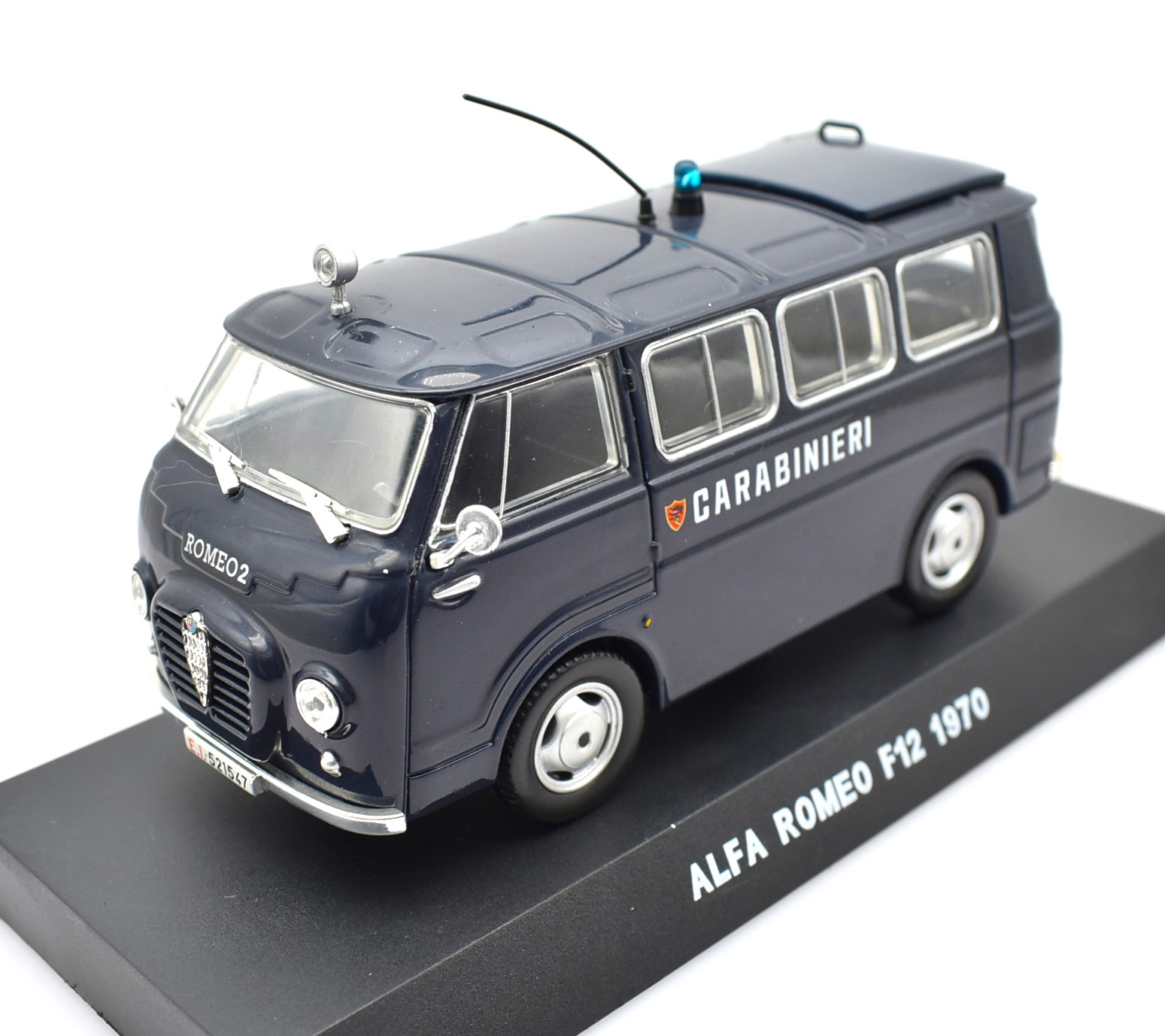 modellino auto carabinieri da collezione scala 1:43 Alfa Romeo F12 diecast modellismo da collezione