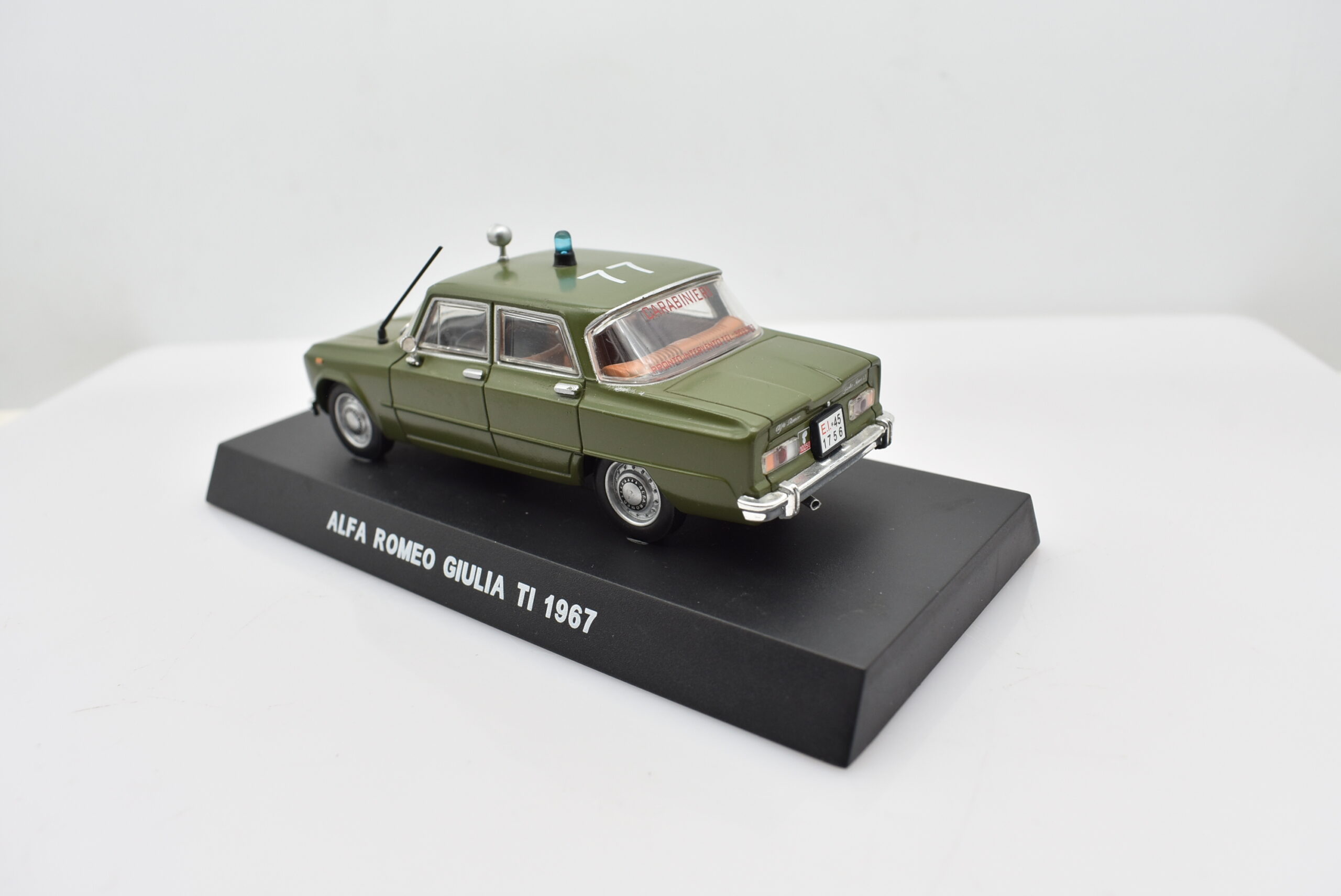 auto carabinieri da collezione scala 1:43 Alfa Romeo Giulia TI diecast modellismo da collezione - immagine 4