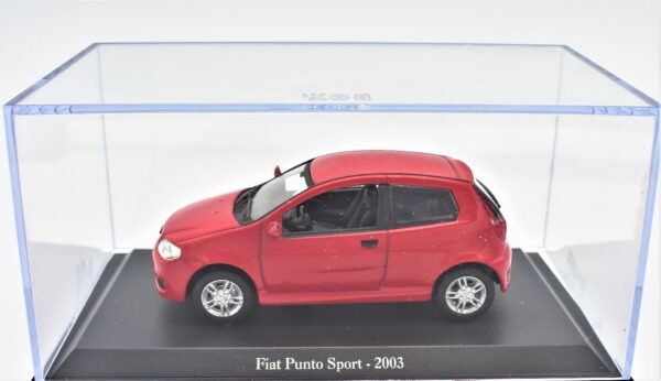 modellino auto scala 1:43 FIAT PUNTO SPORTING diecast collezione da edicola - immagine 2