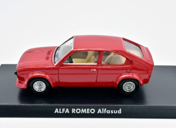 Modellino auto scala 1:43 Alfa Romeo AlfaSud diecast modellismo statico