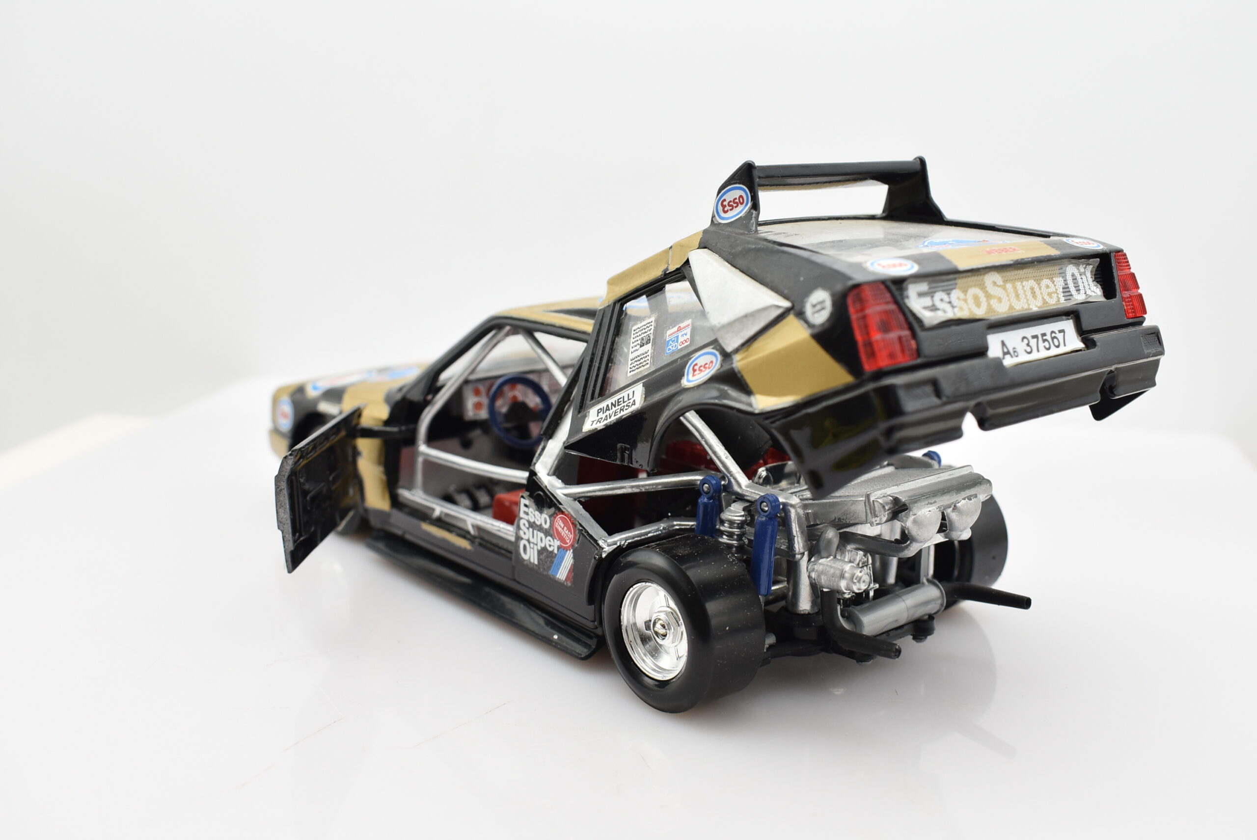 Carrozzeria Lancia Delta S4 Scala 1/10 Rally Legends - Non Verniciata