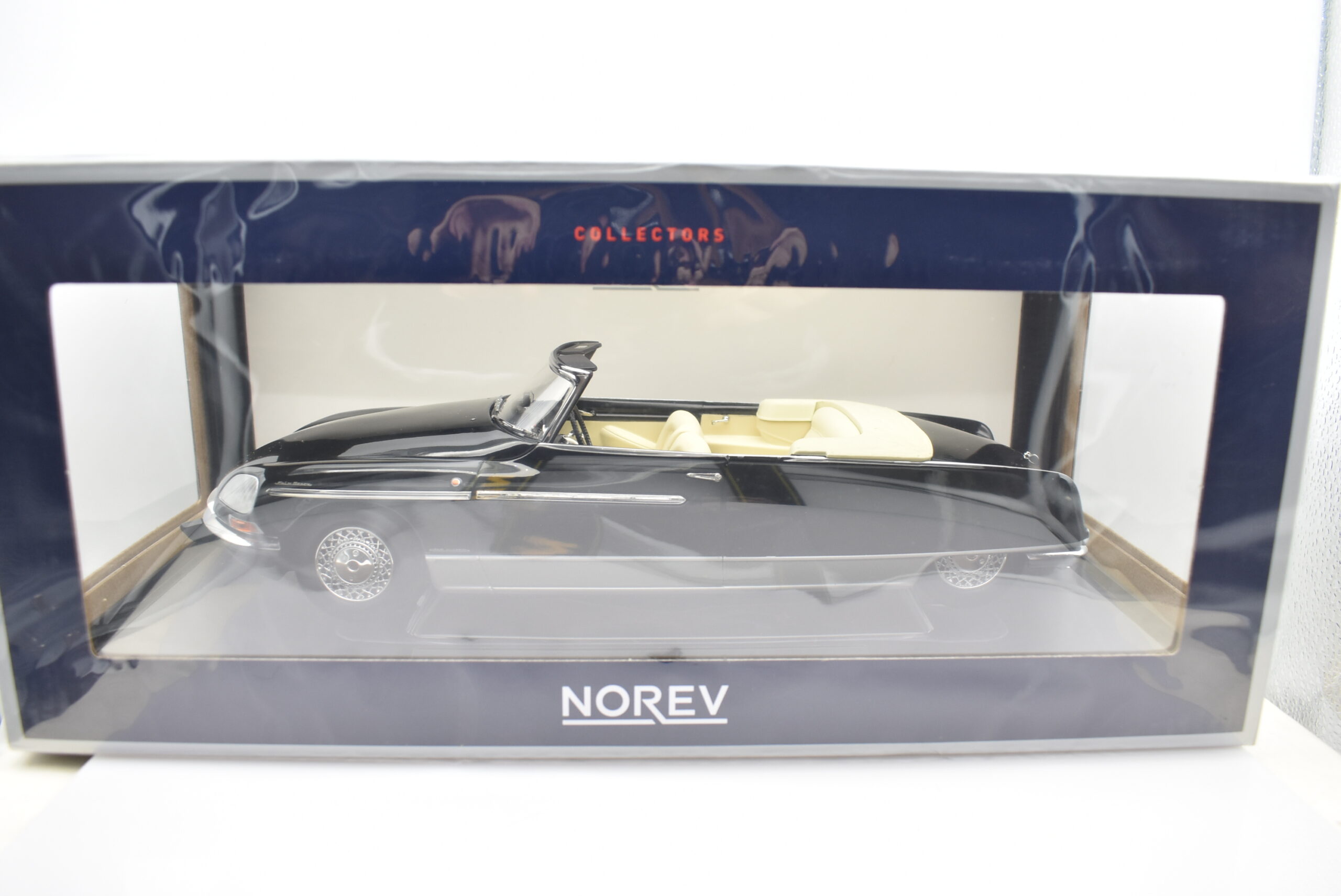 Modellino in miniatura Citroen Xsara 1/43 Norev Picasso grigio 2004