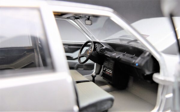 Modellino auto scala 1:24 FIAT UNO modellismo da collezione - immagine 7