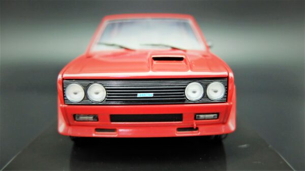 Modellino auto scala 1:24 Fiat 131 Abarth modellismo statico da collezione - immagine 4