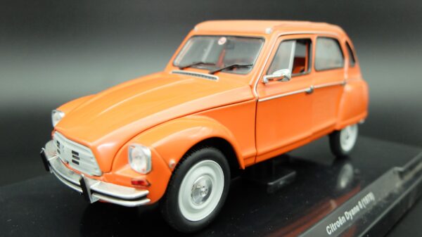 Modellino auto scala 1:24 Citroen Dyane 6 modellismo statico da collezione - immagine 11
