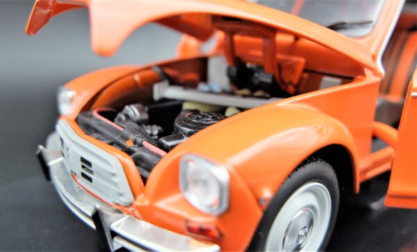 Modellino auto scala 1:24 Citroen Dyane 6 modellismo statico da collezione - immagine 15
