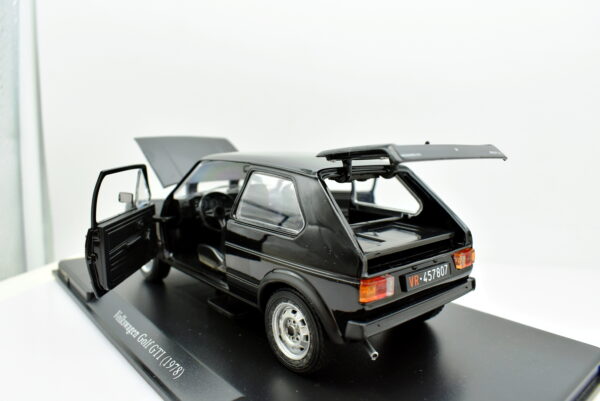 Modellino auto scala 1:24 VOLKSWAGEN VW GOLF GTI modellismo da collezione diecast - immagine 3