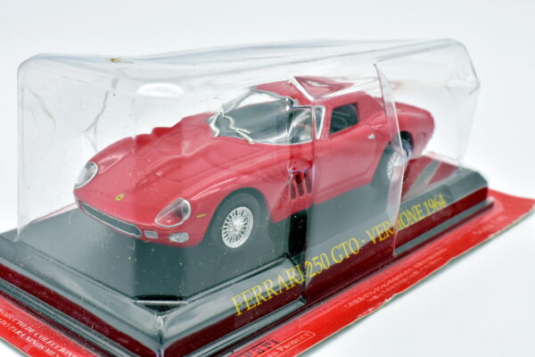 Modellini auto FERRARI 250 GTO '64 scala 1:43 da collezione edicola ixo modellismo diecast - immagine 2