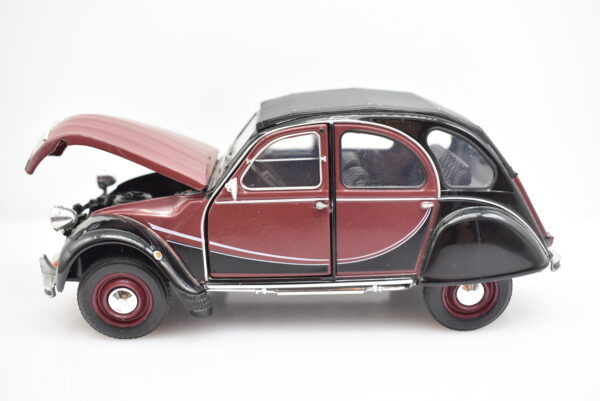 Modellino auto scala 1:24 Citroen 2 CV Welly diecast modellismo da collezione - immagine 2