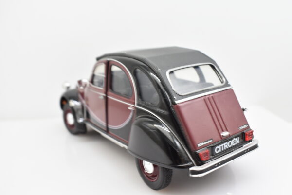 Modellino auto scala 1:24 Citroen 2 CV Welly diecast modellismo da collezione - immagine 6