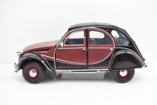 Modellino auto scala 1:24 Citroen 2 CV Welly diecast modellismo da collezione - immagine 7