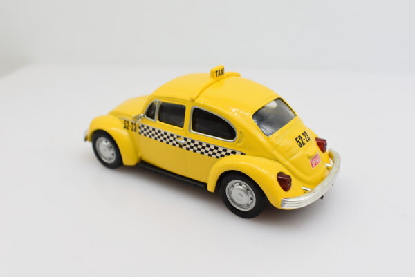 Modellino auto taxi scala 1:43 VW Beetle diecast modellismo da collezione - immagine 4