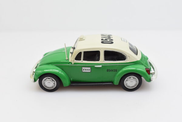 Modellino auto taxi scala 1:43 VW Beetle diecast modellismo da collezione - immagine 2