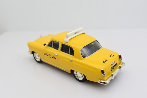 Modellino auto taxi scala 1:43 Volga M21 diecast modellismo da collezione - immagine 4