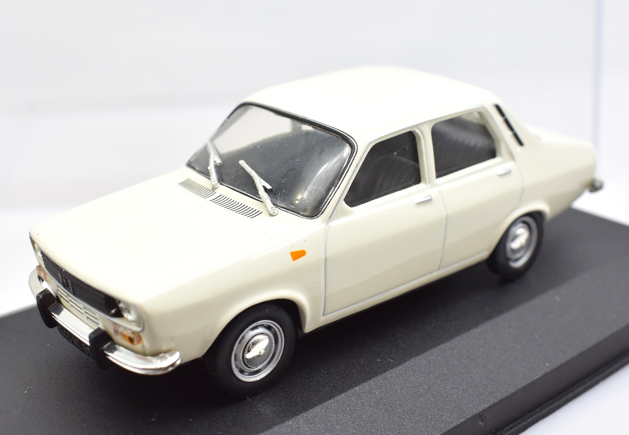 Modellino auto scala 1:43 Renault 12 diecast modellismo da collezione