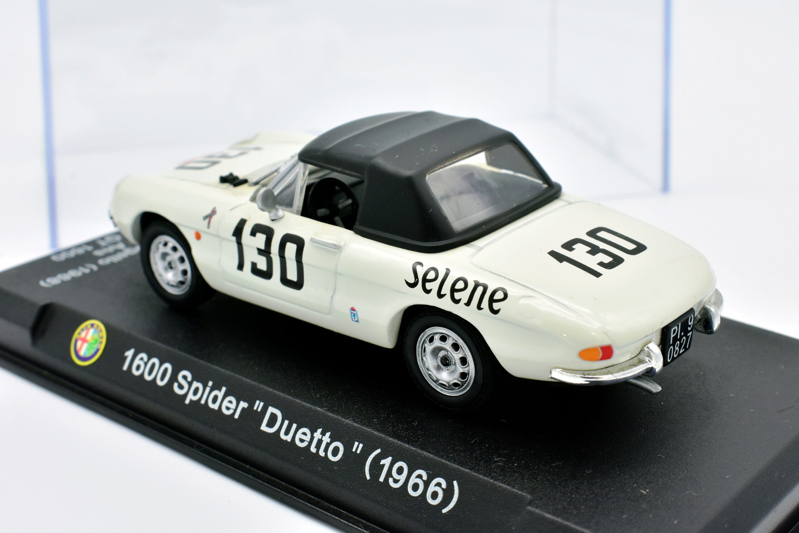 Modellino auto scala 1:43 Alfa Romeo DUETTO 1600 Spider diecast modellismo da collezione - immagine 4