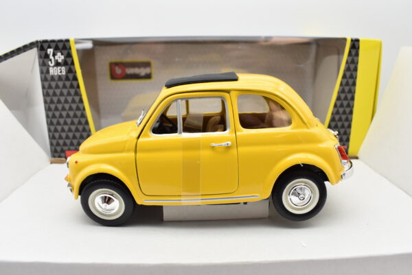 modellino Fiat 500 F 500F auto scala 1:24 burago diecast collezione modellismo