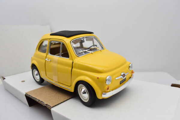 modellino Fiat 500 F 500F auto scala 1:24 burago diecast collezione modellismo - immagine 8