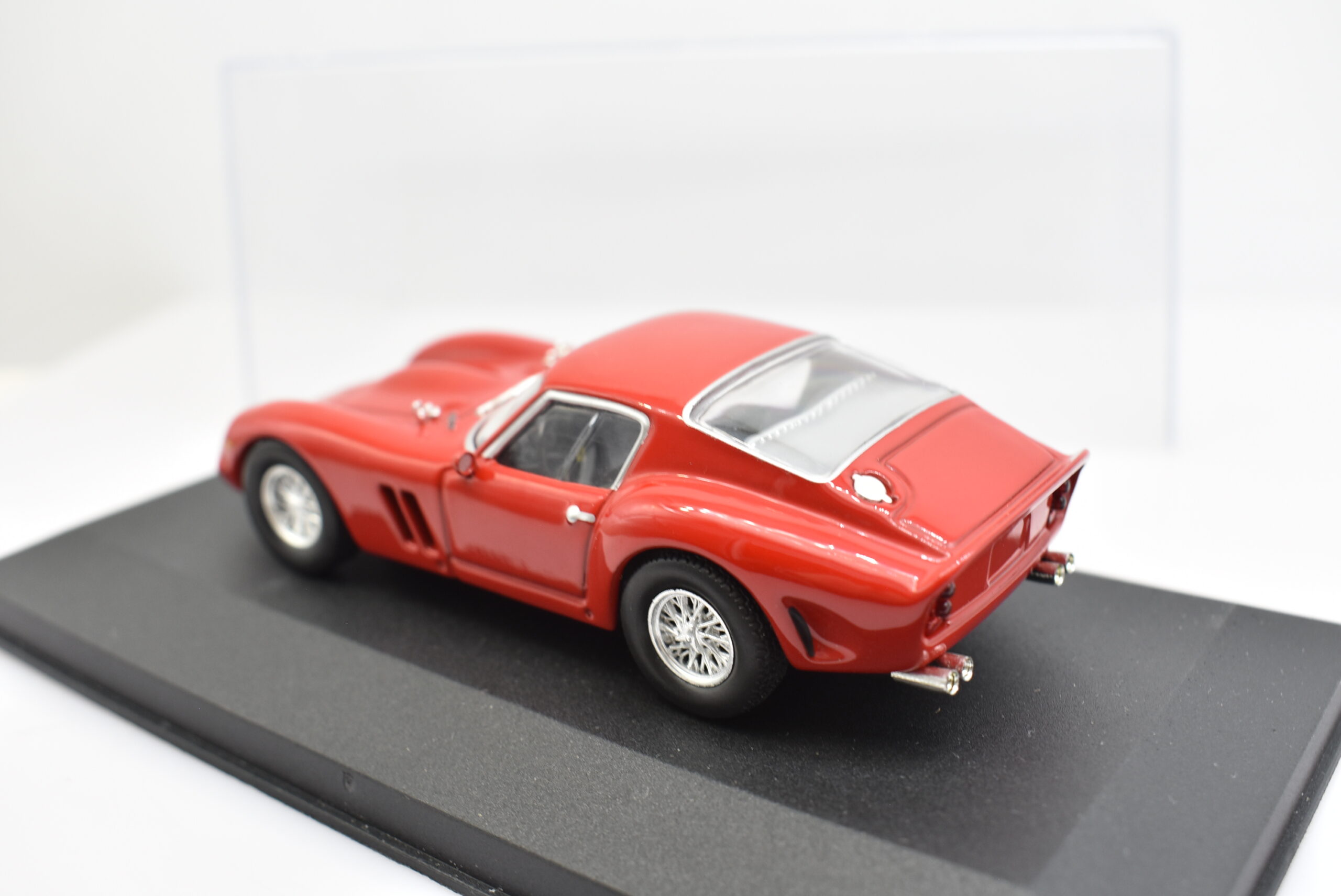 Modellino auto scala 1:43 Ferrari 250 GTO IXO diecast modellismo da collezione - immagine 4